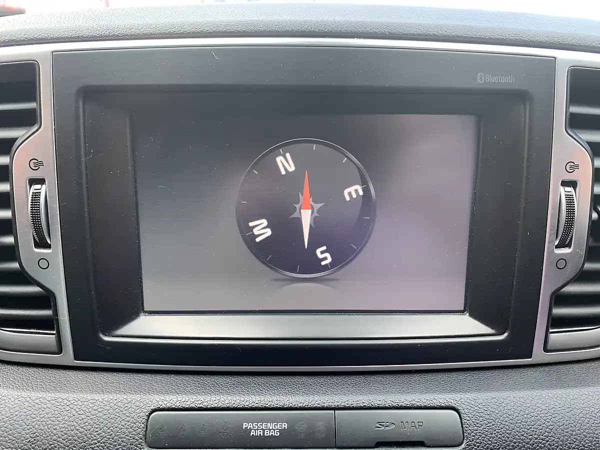 Used 2016 Kia Sportage GT-Line Silver - Interior and Exterior details 12
