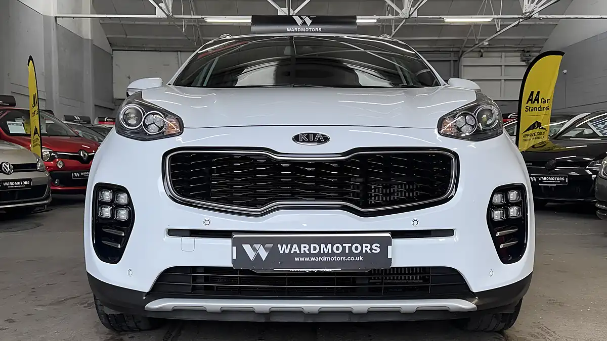 Used 2016 Kia Sportage GT-Line White - Interior and Exterior details 14