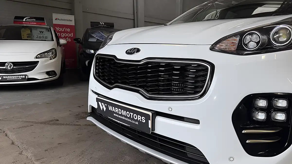 Used 2016 Kia Sportage GT-Line White - Interior and Exterior details 16