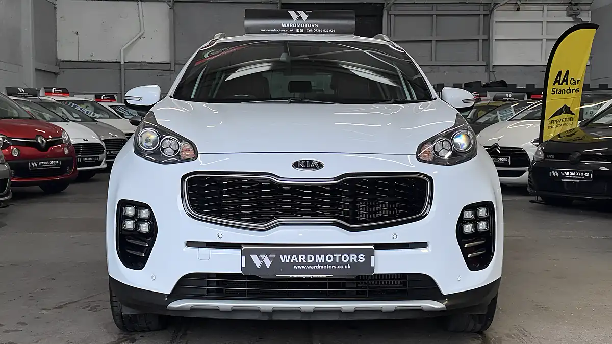 Used 2016 Kia Sportage GT-Line White - Interior and Exterior details 3