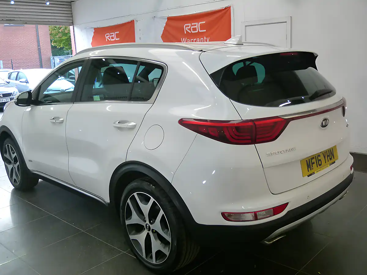Used 2016 Kia Sportage GT-Line White - Interior and Exterior details 7