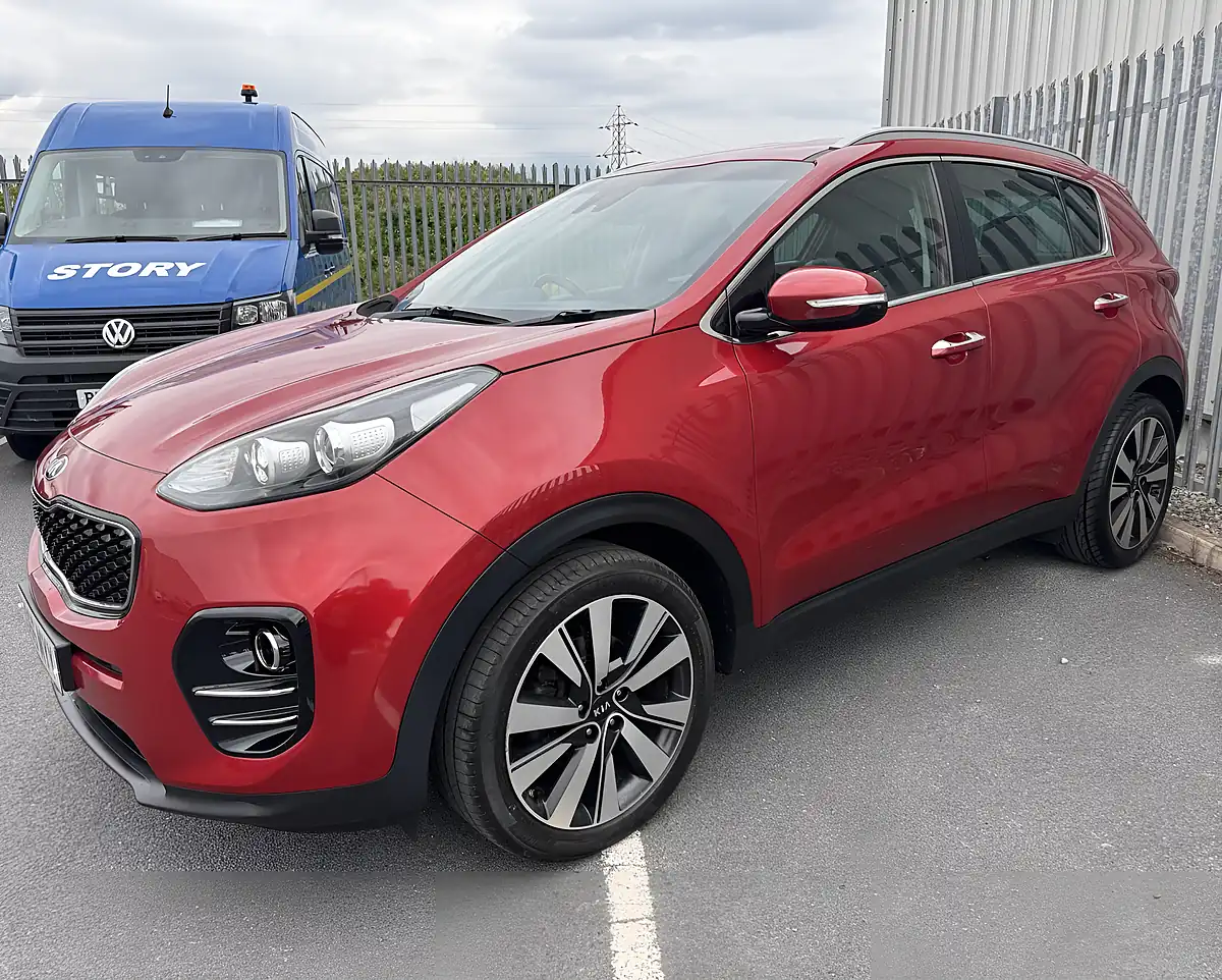 Used 2016 Kia Sportage Isg 3 Metallic Burgundy - Interior and Exterior details 2