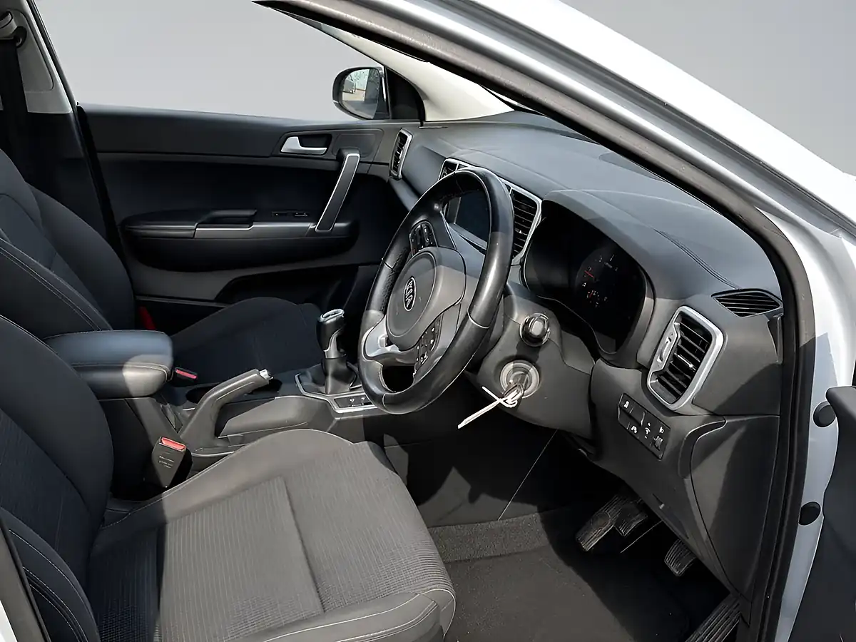 Used 2016 Kia Sportage KX-2 Silver - Interior and Exterior details 2