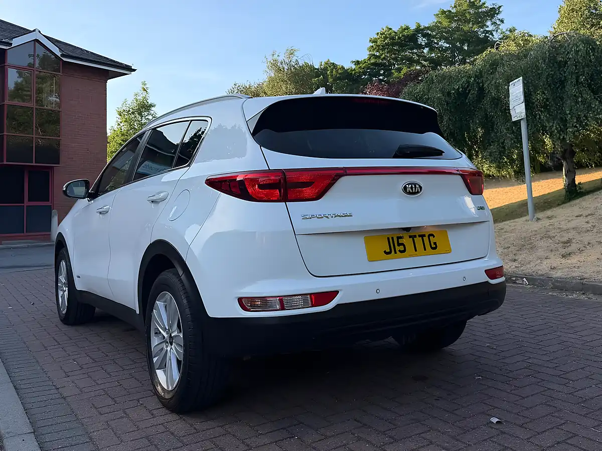 Used 2016 Kia Sportage KX-2 White - Interior and Exterior details 10