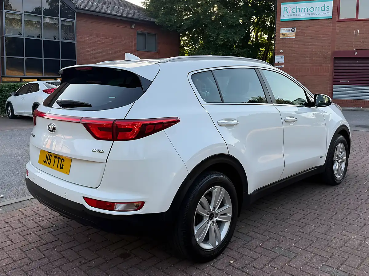 Used 2016 Kia Sportage KX-2 White - Interior and Exterior details 12