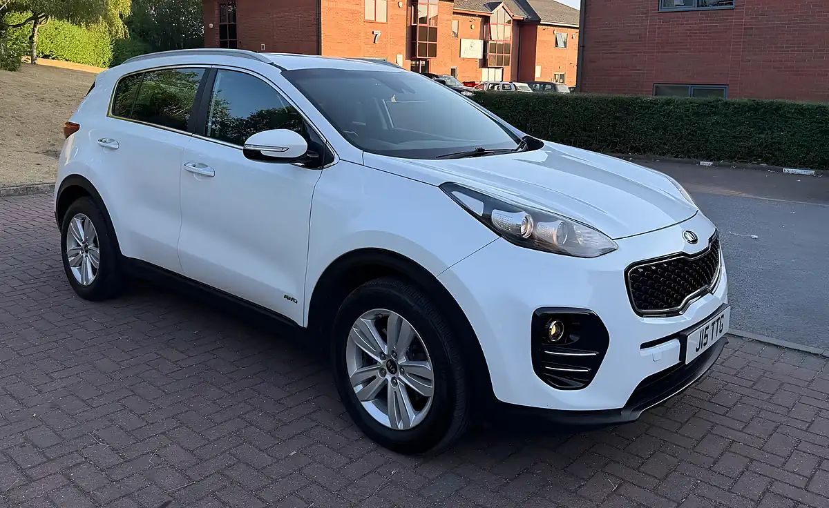 Used 2016 Kia Sportage KX-2 White - Interior and Exterior details 7