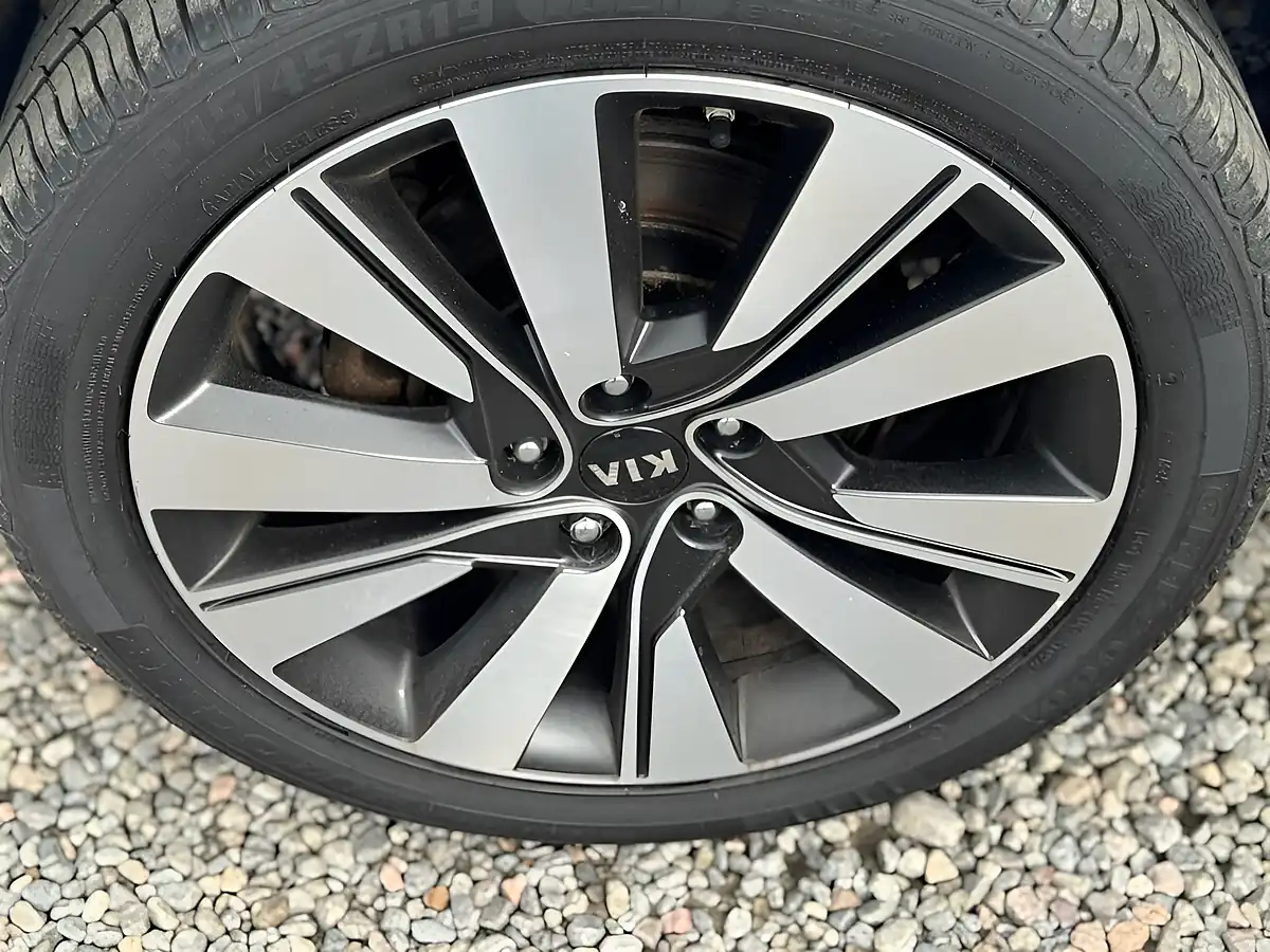 Used 2016 Kia Sportage KX-3 Silver - Interior and Exterior details 15