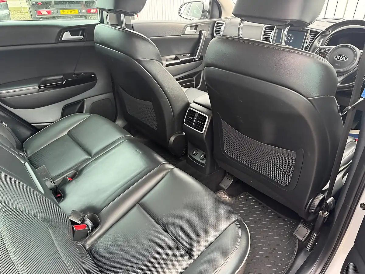 Used 2016 Kia Sportage KX-3 Silver - Interior and Exterior details 19