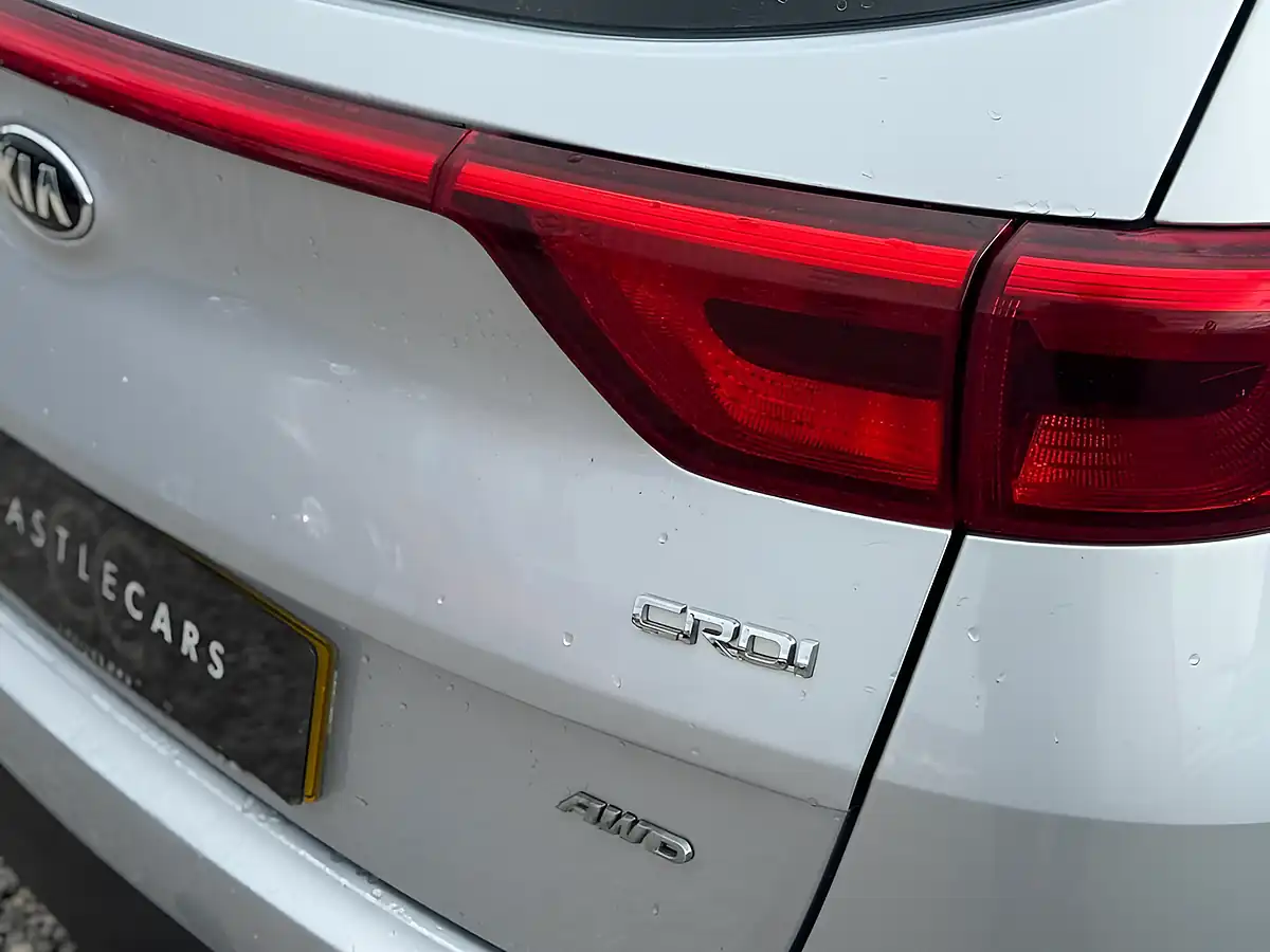 Used 2016 Kia Sportage KX-3 Silver - Interior and Exterior details 8
