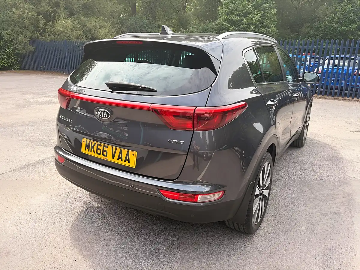 Used 2016 Kia Sportage KX-3 Silver - Interior and Exterior details 10
