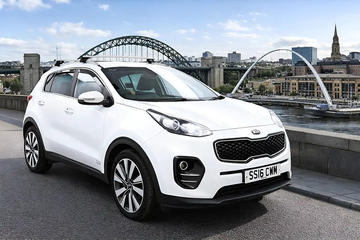 Used 2016 Kia Sportage KX-3 White - Front View