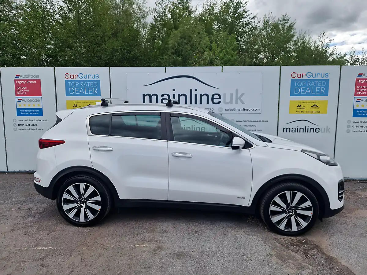 Used 2016 Kia Sportage KX-3 White - Interior and Exterior details 13