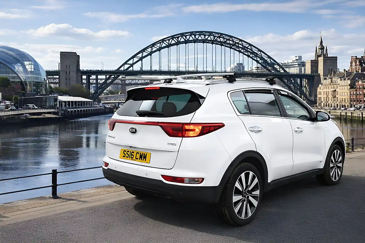 Used 2016 Kia Sportage KX-3 White - Interior and Exterior details 14