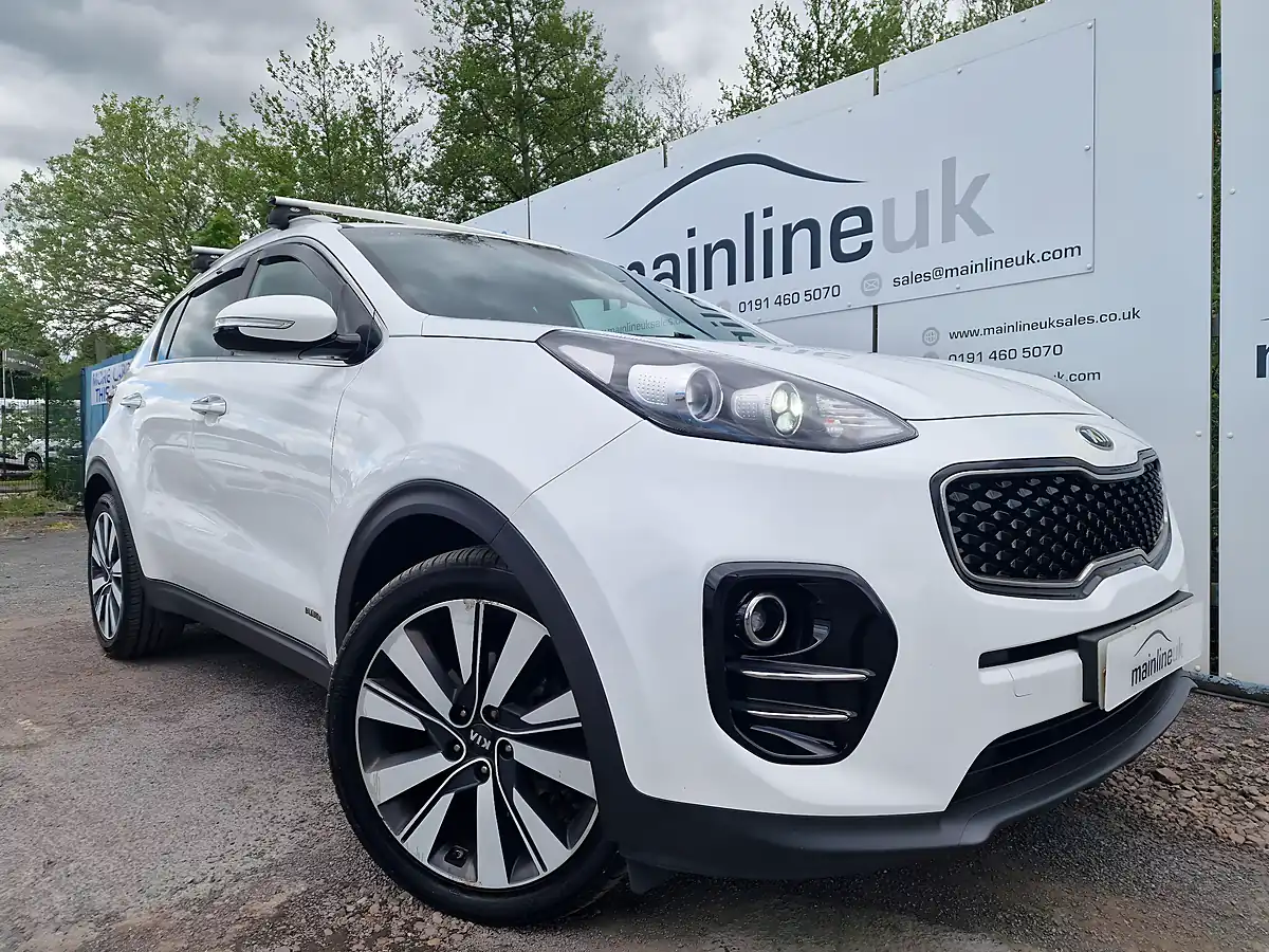 Used 2016 Kia Sportage KX-3 White - Interior and Exterior details 5