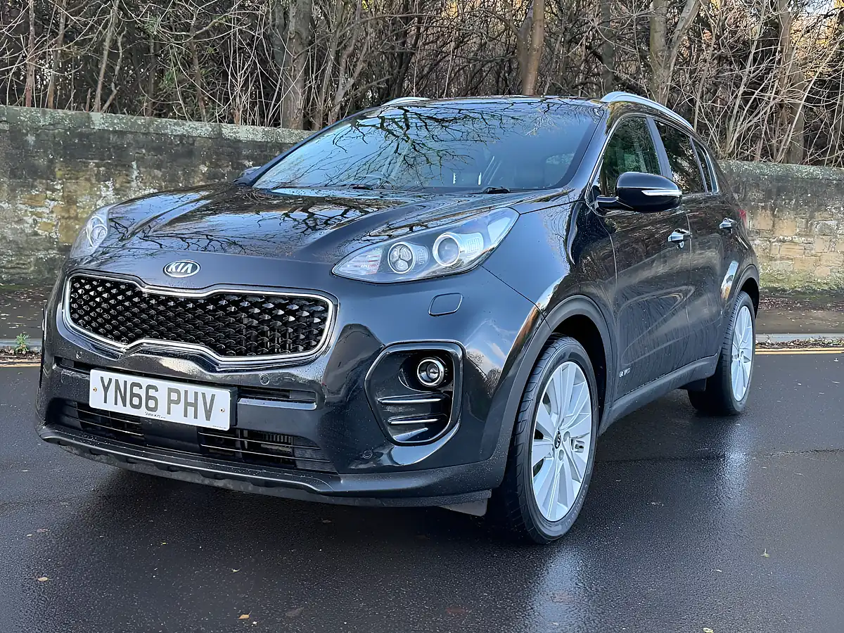 Used 2016 Kia Sportage KX-4 Black - Interior and Exterior details 17