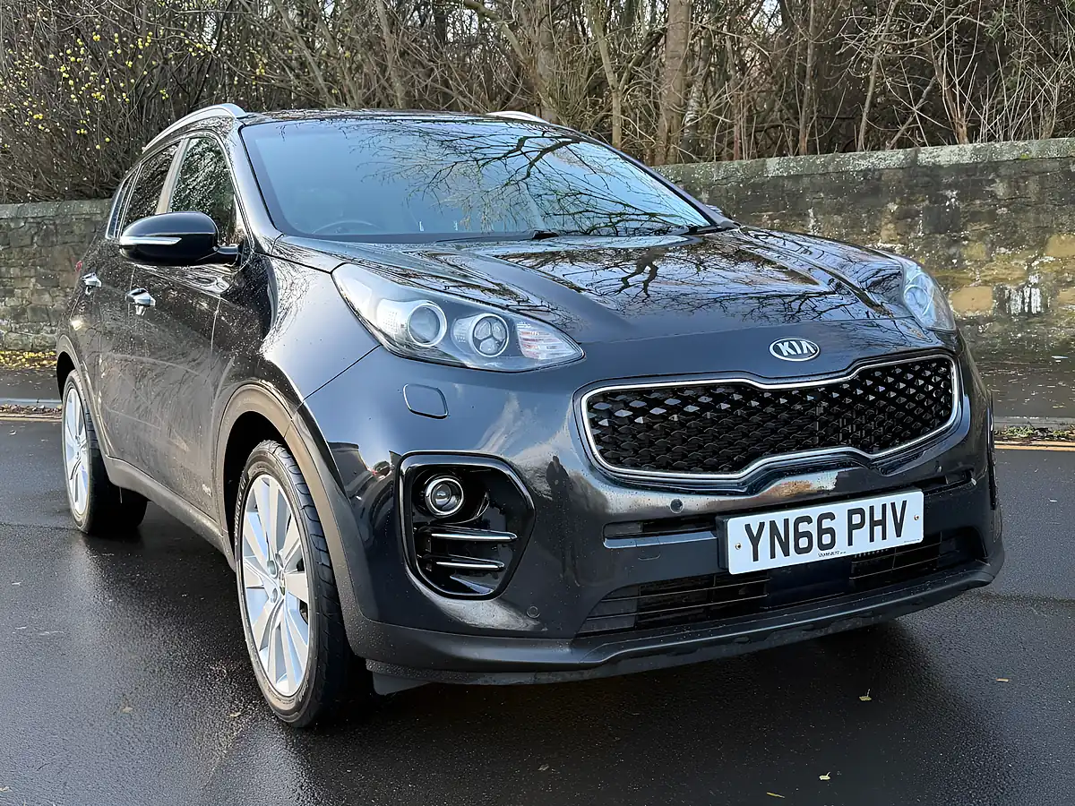 Used 2016 Kia Sportage KX-4 Black - Interior and Exterior details 19