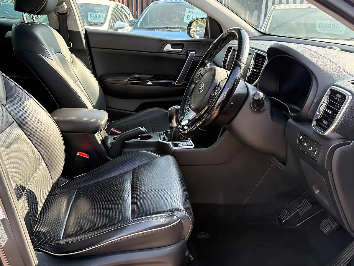 Used 2016 Kia Sportage KX-4 Gun Metal Grey - Interior and Exterior details 13