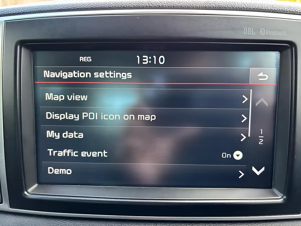 Used 2016 Kia Sportage KX-4 White - Interior and Exterior details 16