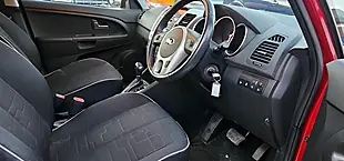 Used 2016 Kia Venga 2 Red - Interior and Exterior details 13