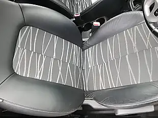 Used 2016 Kia Venga 3 Silver - Interior and Exterior details 10