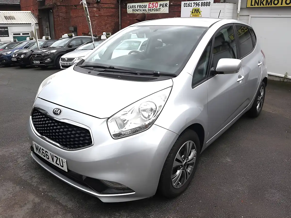 Used 2016 Kia Venga 3 Silver - Interior and Exterior details 20
