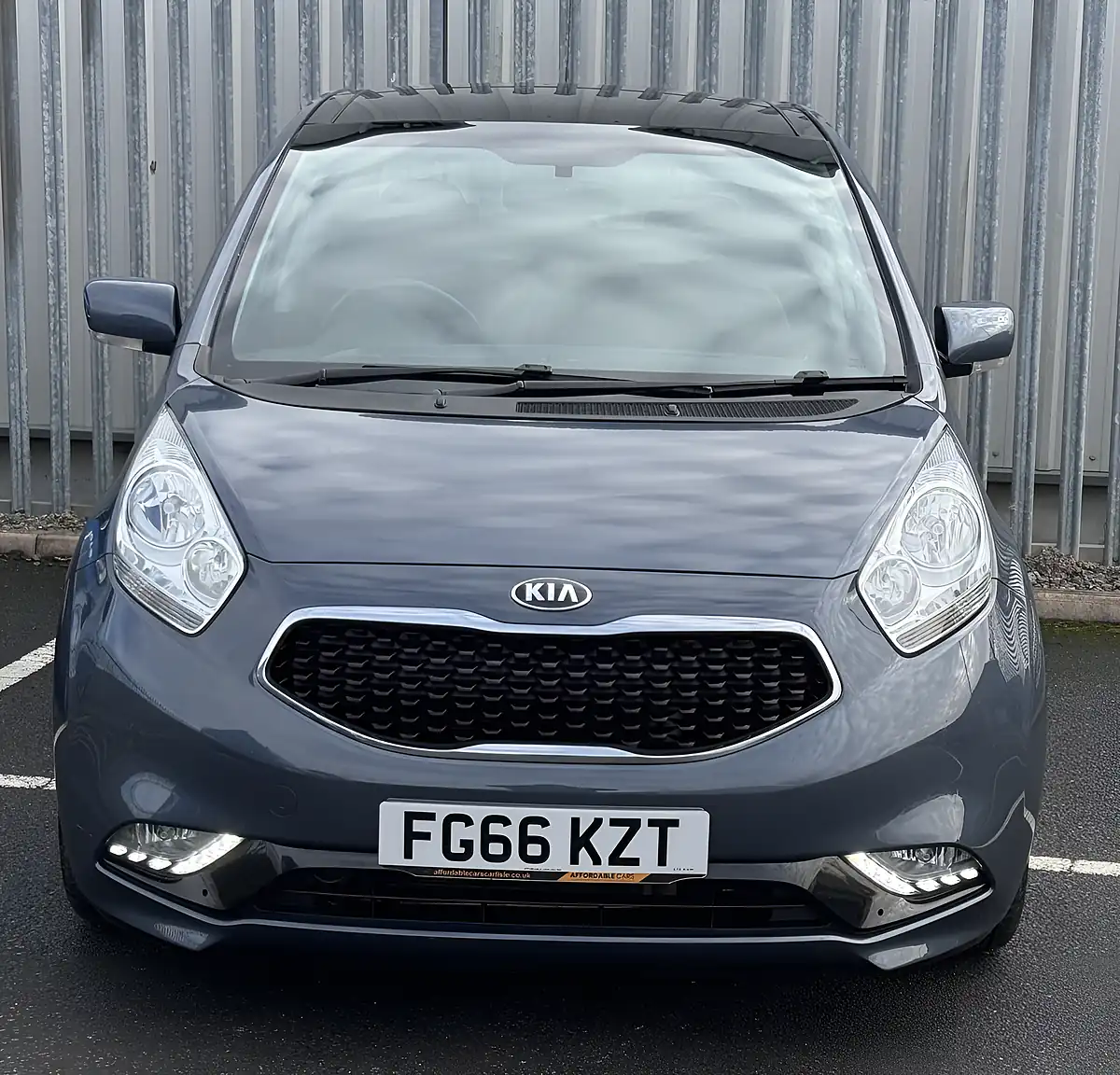 Used 2016 Kia Venga Isg 4 Blue - Interior and Exterior details 3