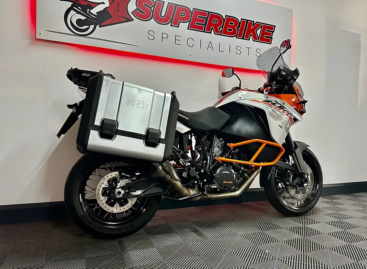 Used 2016 Ktm 1190 Adventure Orange - Interior and Exterior details 10