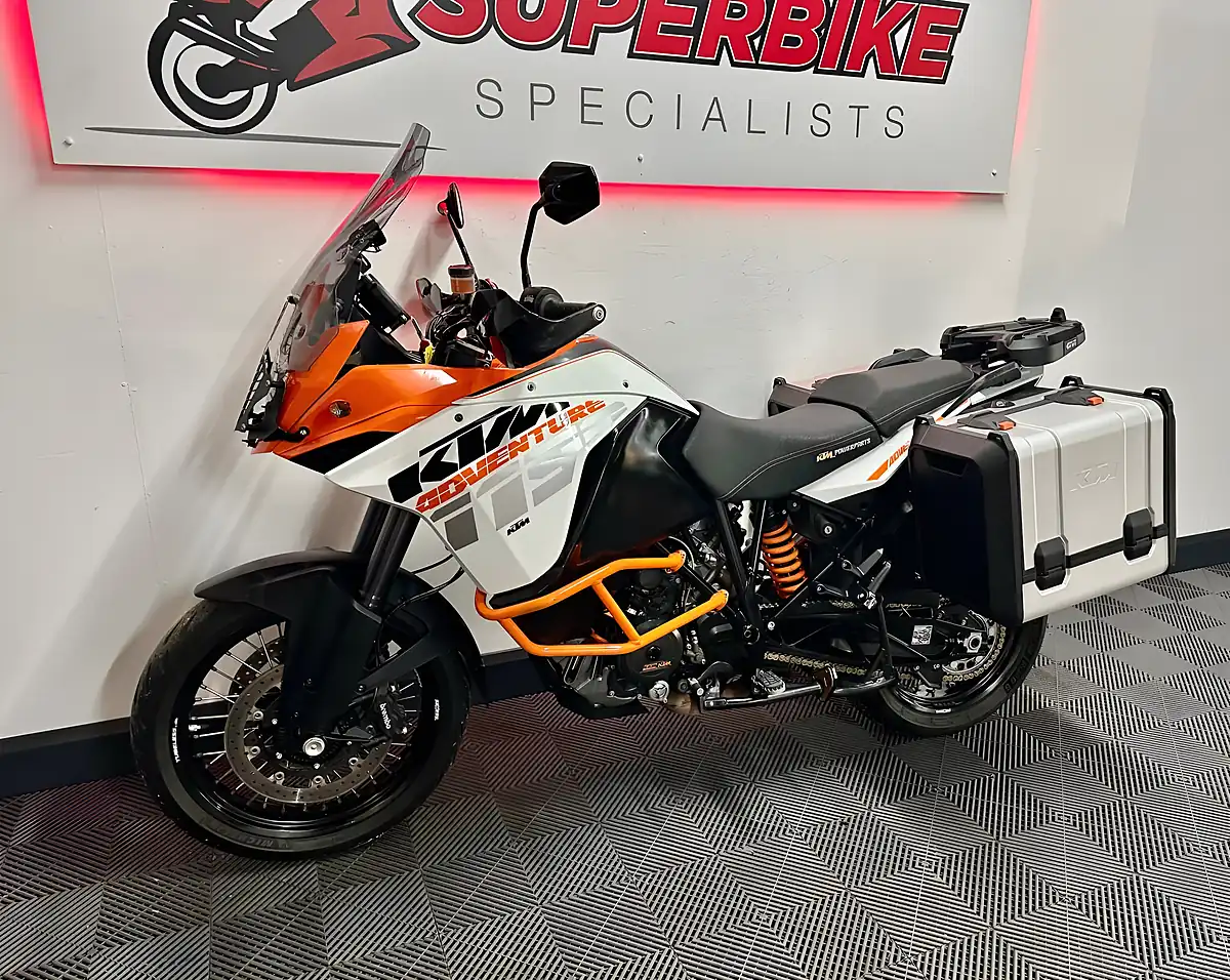 Used 2016 Ktm 1190 Adventure Orange - Interior and Exterior details 12