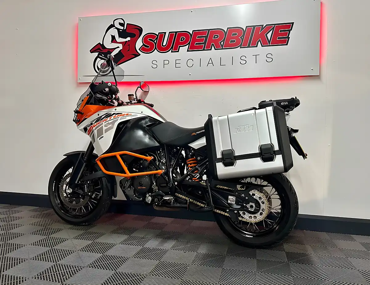 Used 2016 Ktm 1190 Adventure Orange - Interior and Exterior details 13