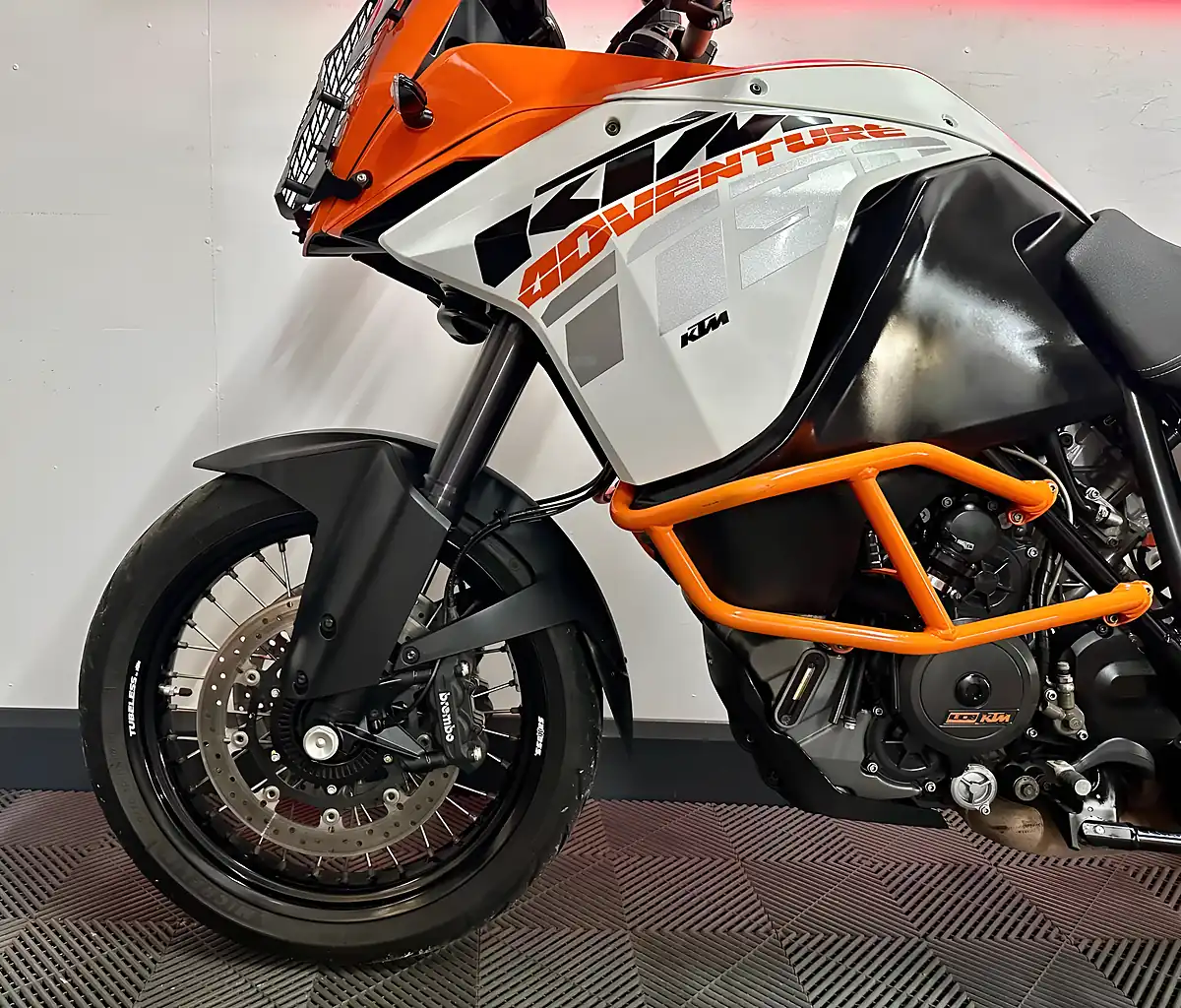 Used 2016 Ktm 1190 Adventure Orange - Interior and Exterior details 15