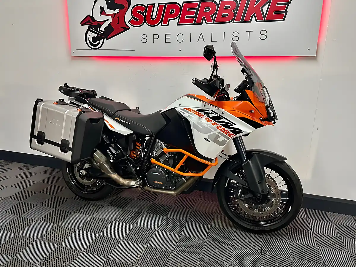 Used 2016 Ktm 1190 Adventure Orange - Interior and Exterior details 5