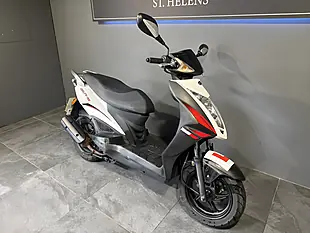Used 2016 Kymco Agility White - Interior and Exterior details 12