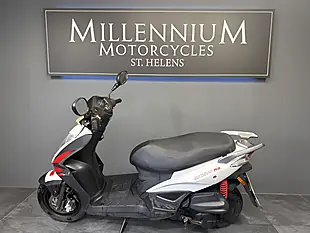 Used 2016 Kymco Agility White - Interior and Exterior details 13