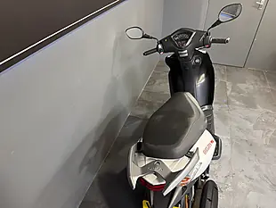 Used 2016 Kymco Agility White - Interior and Exterior details 3