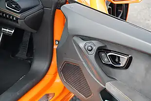 Used 2016 Lamborghini Huracan Spyder Ldf Arancio Borealis - Interior and Exterior details 14