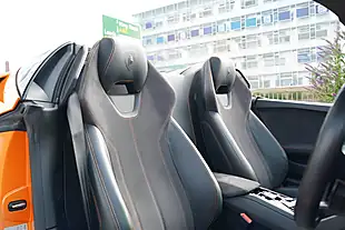 Used 2016 Lamborghini Huracan Spyder Ldf Arancio Borealis - Interior and Exterior details 3