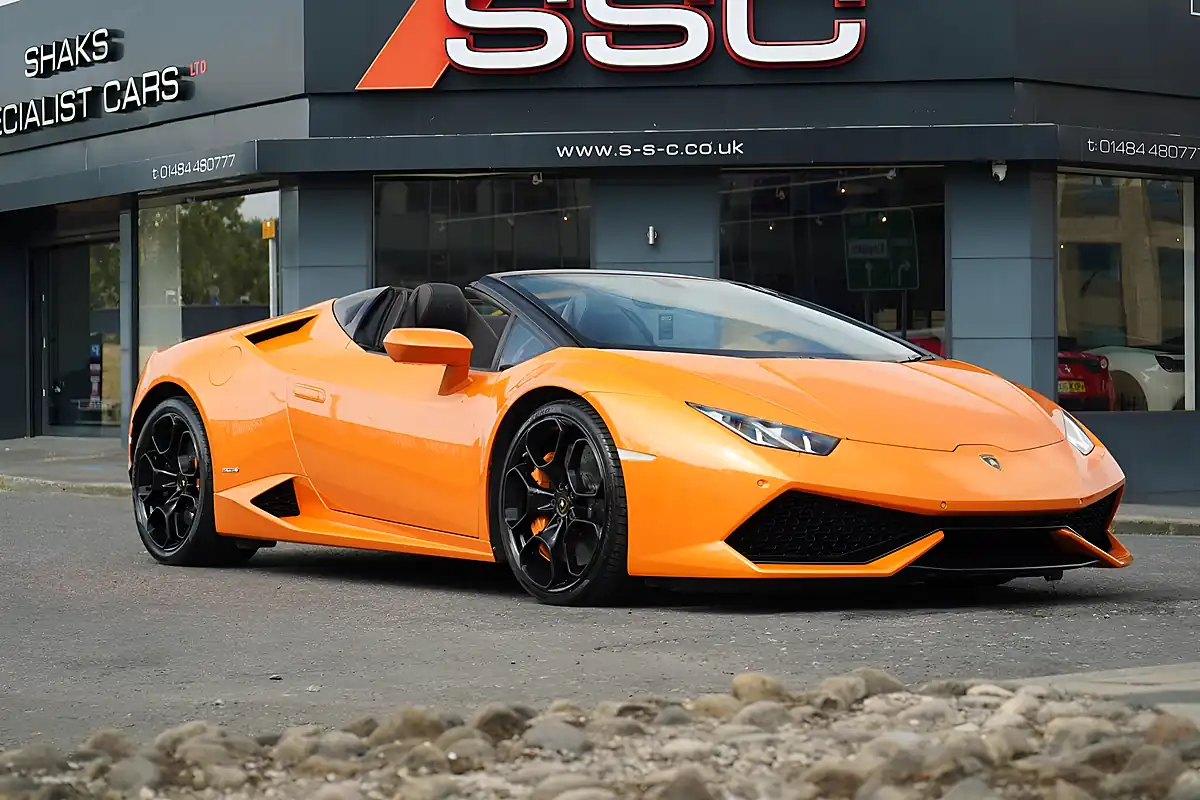 Used 2016 Lamborghini Huracan Spyder Ldf Arancio Borealis - Interior and Exterior details 4