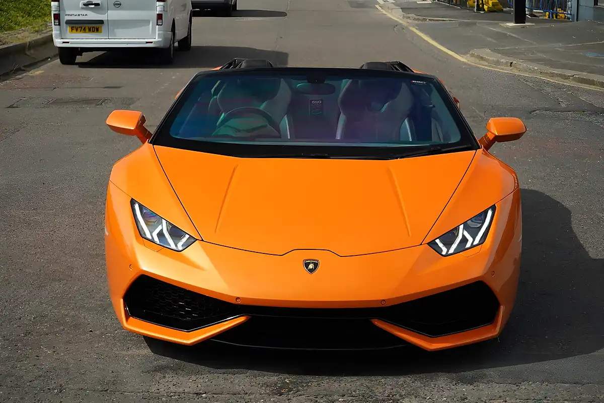 Used 2016 Lamborghini Huracan Spyder Ldf Arancio Borealis - Interior and Exterior details 6