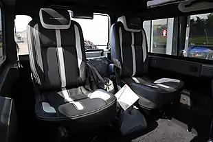 Used 2016 Land Rover Defender 90 Xs Black - Interior and Exterior details 15
