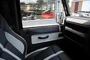 Used 2016 Land Rover Defender 90 Xs Black - Interior and Exterior details 16