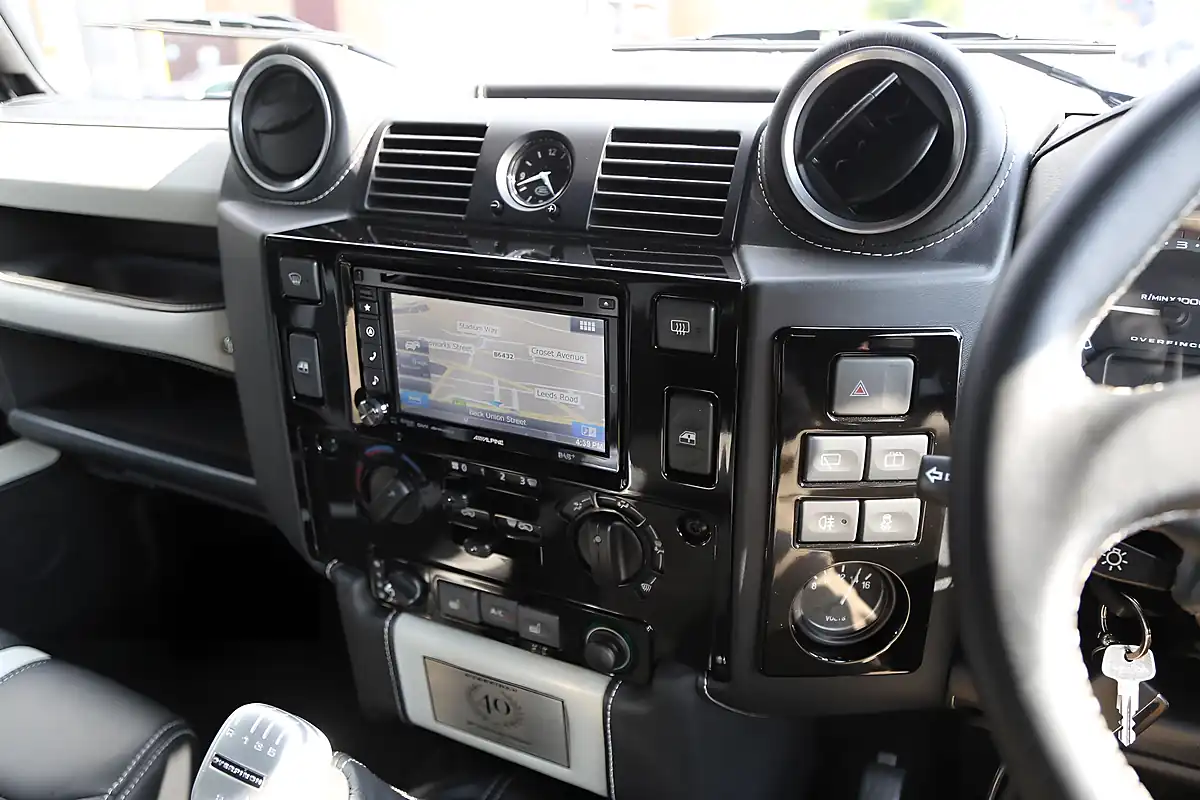 Used 2016 Land Rover Defender 90 Xs Black - Interior and Exterior details 18