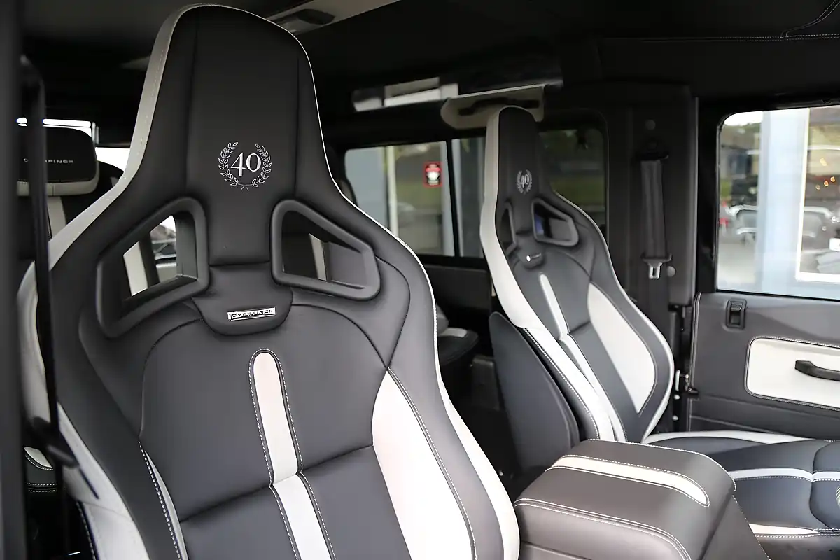 Used 2016 Land Rover Defender 90 Xs Black - Interior and Exterior details 3