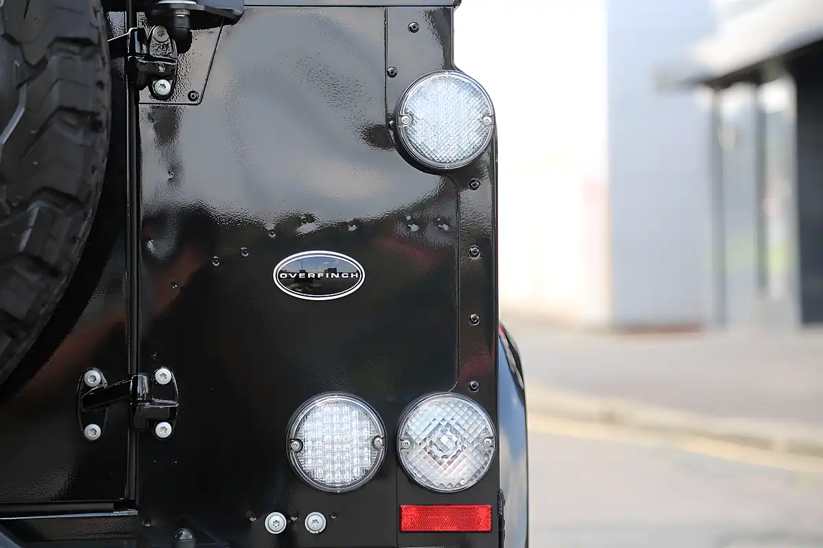 Used 2016 Land Rover Defender 90 Xs Black - Interior and Exterior details 9