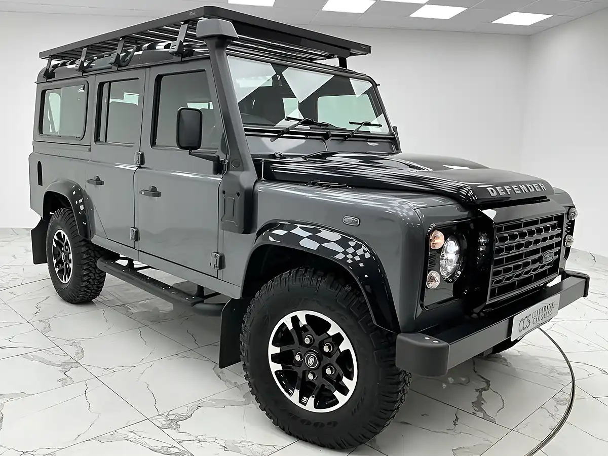 Used 2016 Land Rover Defender Adventure Station Wagon Double Cab Grey - Front View