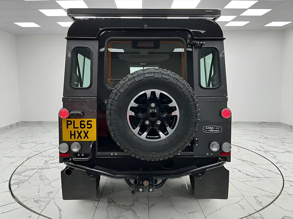 Used 2016 Land Rover Defender Adventure Station Wagon Double Cab Grey - Interior and Exterior details 4