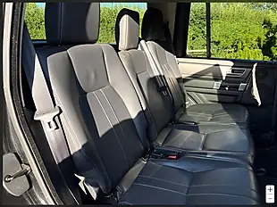 Used 2016 Land Rover Discovery 4 Graphite Black - Interior and Exterior details 7