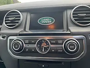 Used 2016 Land Rover Discovery 4 Graphite Santorini Black - Interior and Exterior details 17