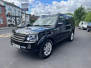 Used 2016 Land Rover Discovery 4 Graphite Santorini Black - Interior and Exterior details 3