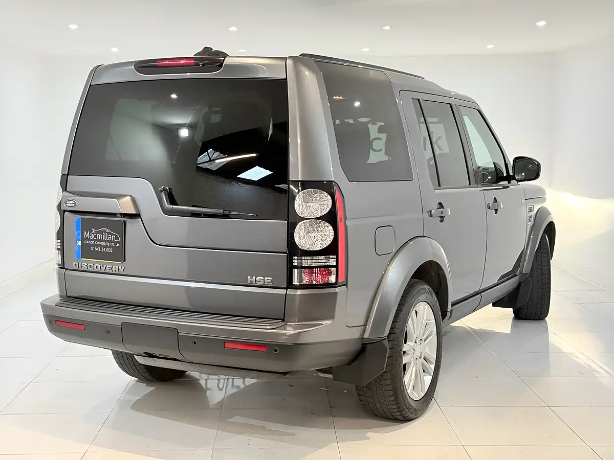 Used 2016 Land Rover Discovery 4 Hse Grey - Interior and Exterior details 10