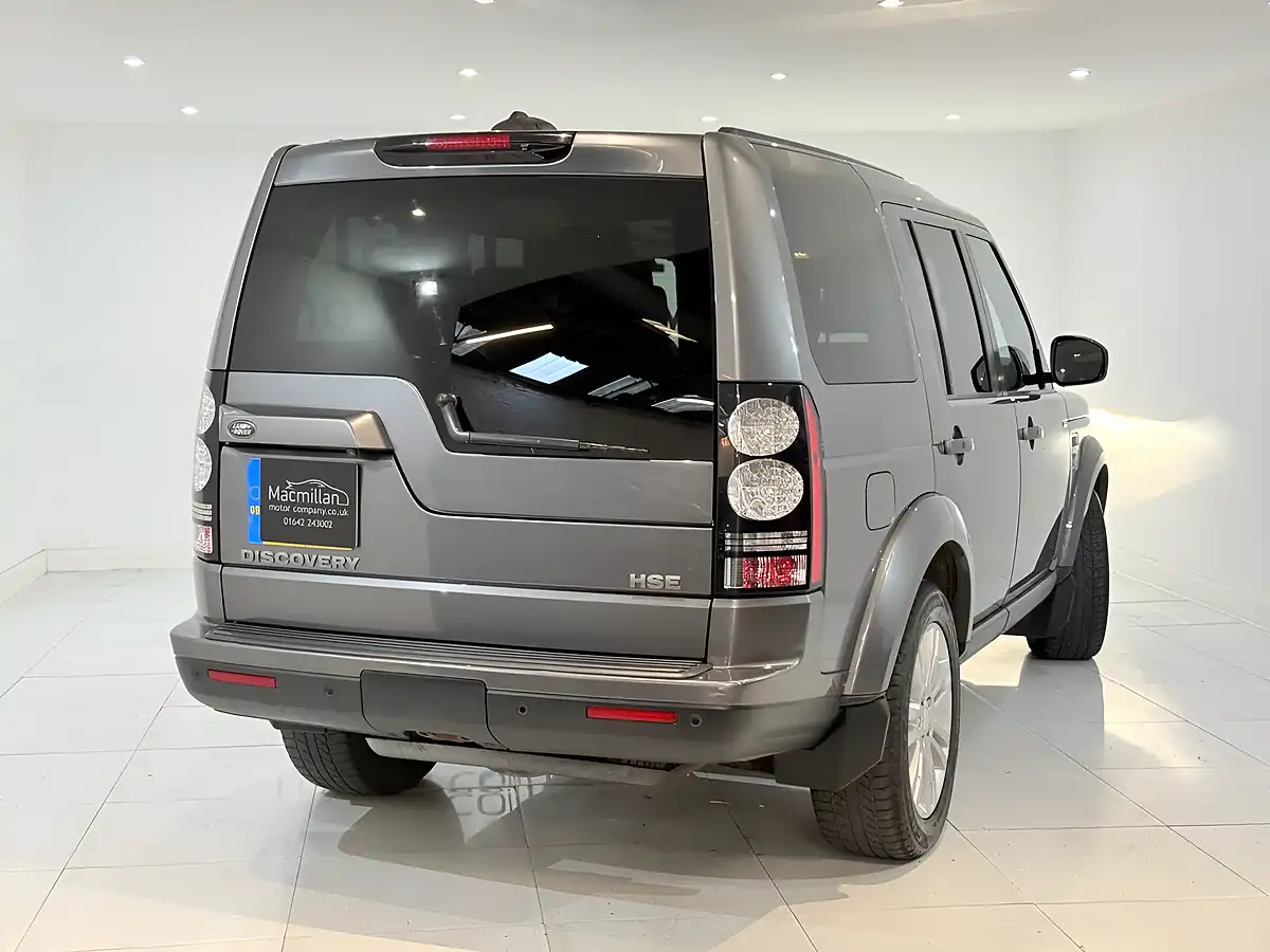 Used 2016 Land Rover Discovery 4 Hse Grey - Interior and Exterior details 11